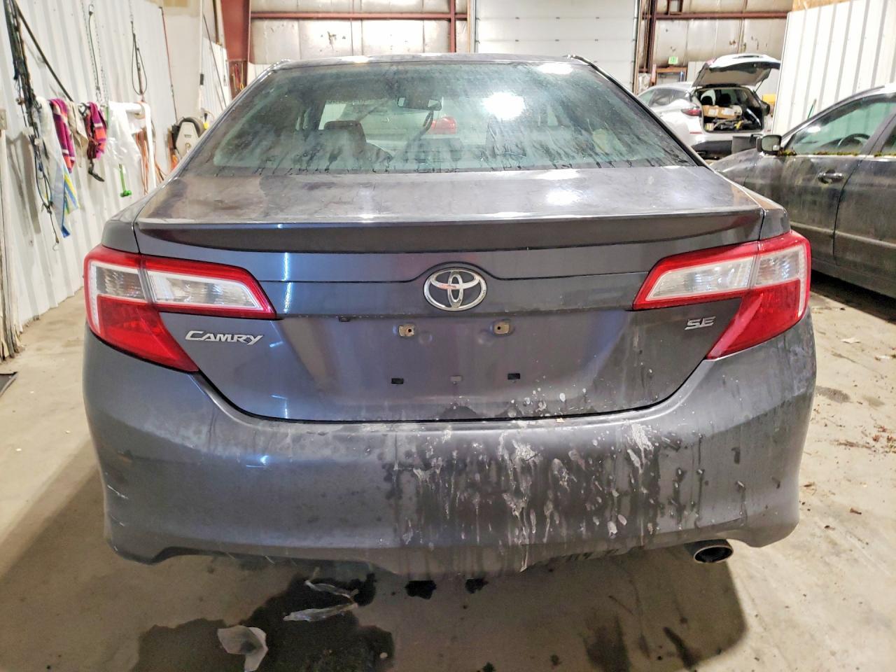 2014 Toyota Camry Se - Фото 6