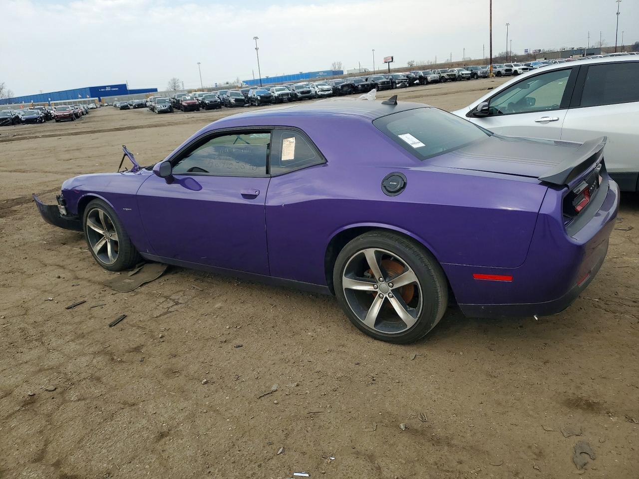 2016 Dodge Challenger R - Фото 2