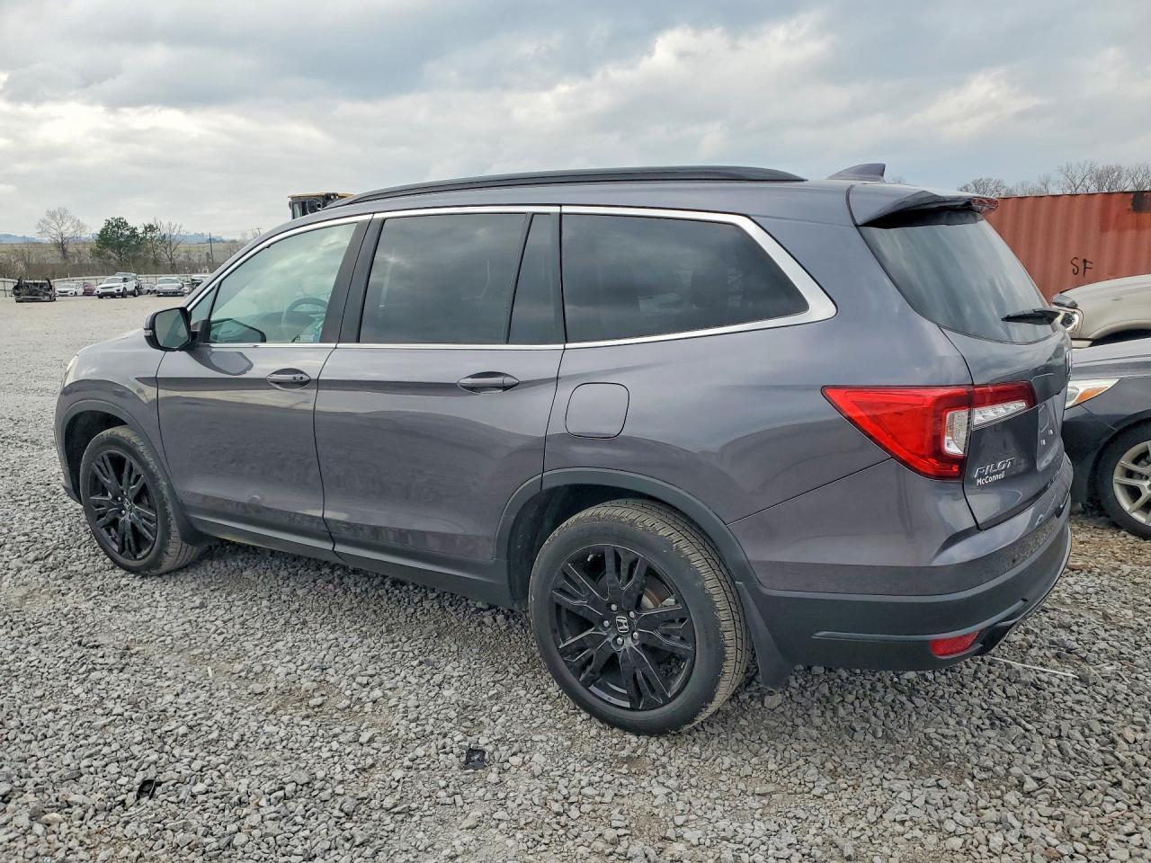 2022 Honda Pilot Se - Image 2