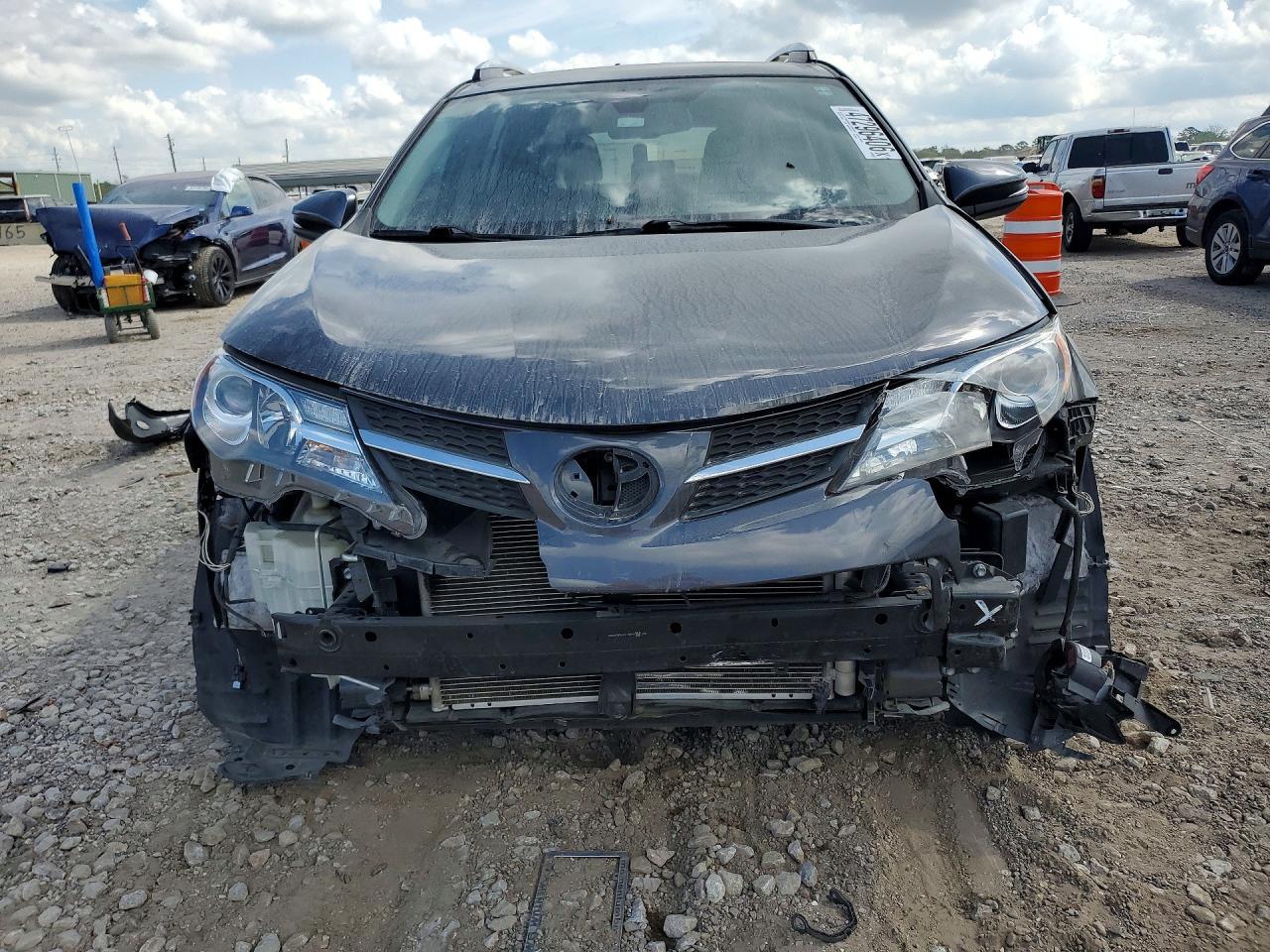 2015 Toyota Rav4 Limited - Image 5