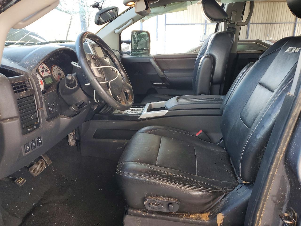 2013 Nissan Titan Sv - Image 7