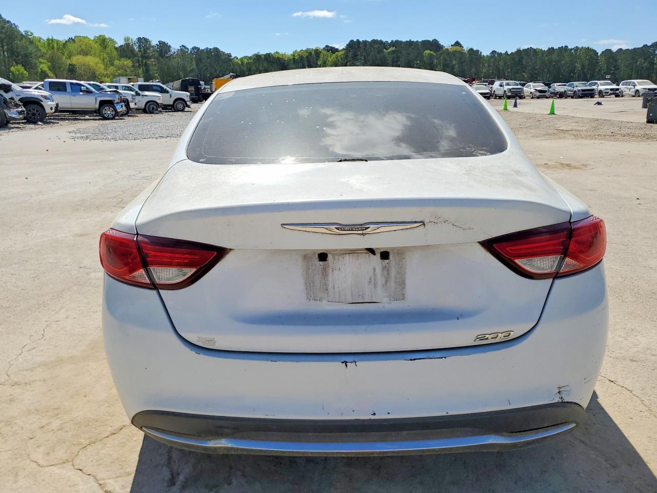 2015 Chrysler 200 Limited - Фото 6