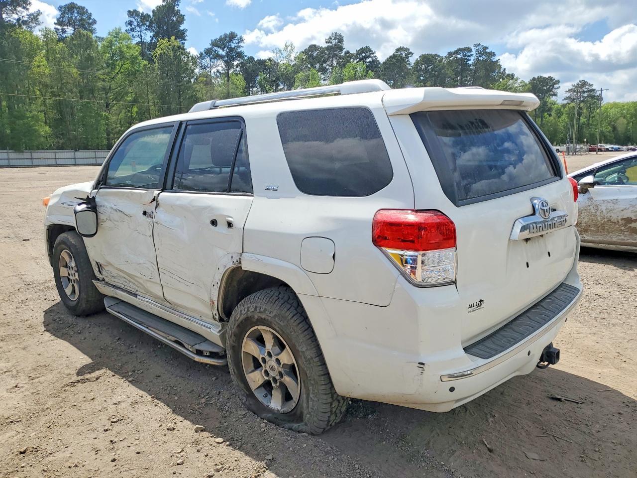 2011 Toyota 4Runner Sr5 - Фото 2