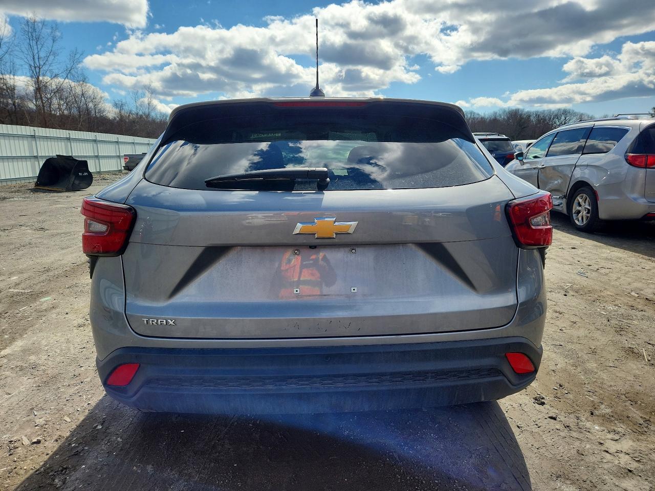 2024 Chevrolet Trax Ls - Фото 6