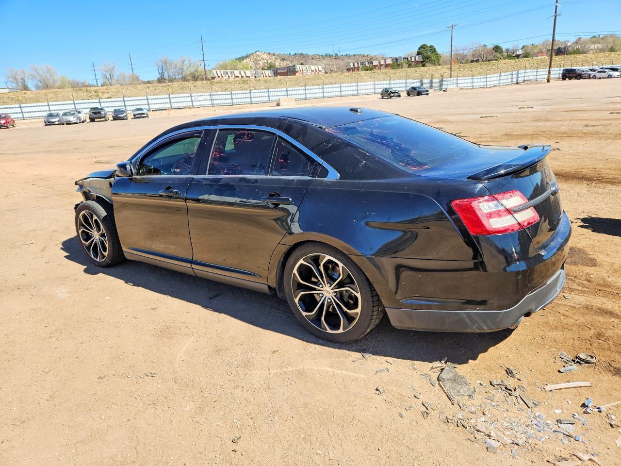 2016 Ford Taurus Sho - Фото 2
