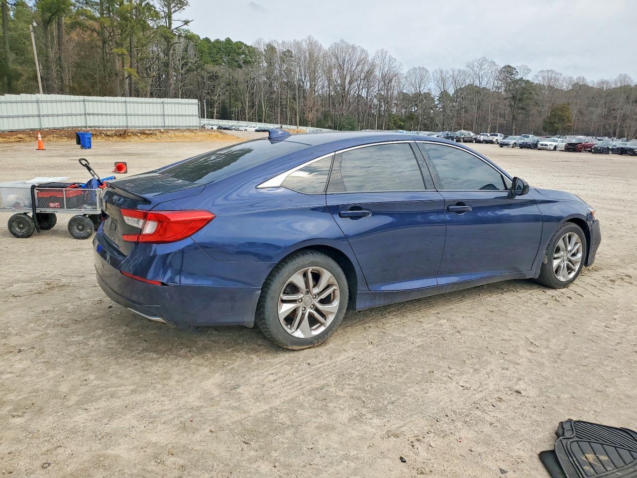 2019 Honda Accord Lx - Фото 3