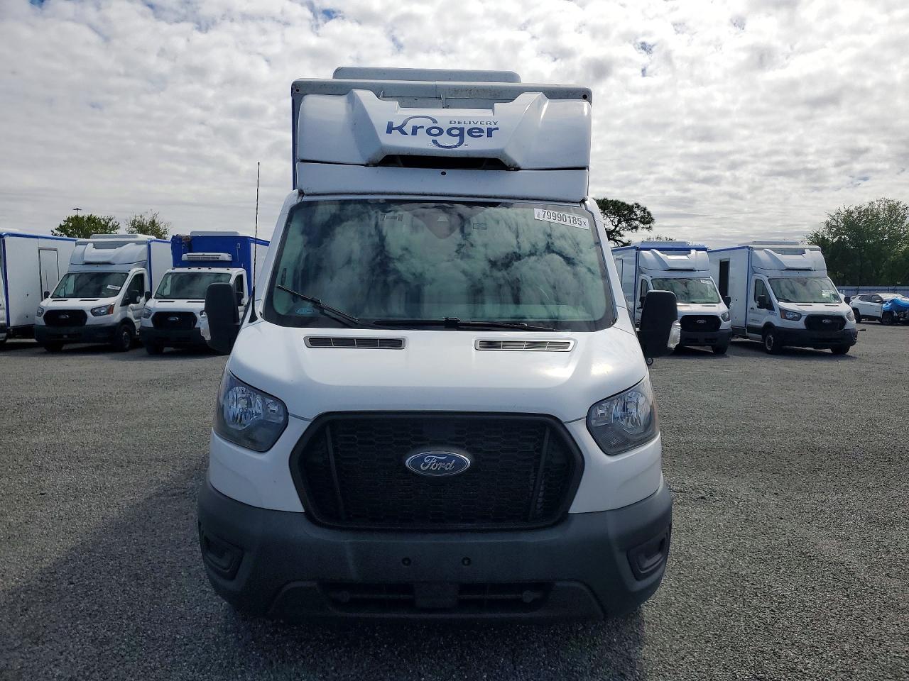 2020 Ford Transit Delivery Truck - Фото 5