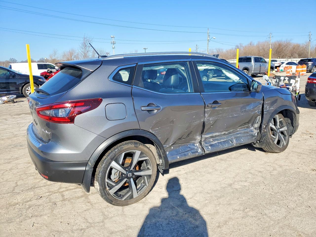 2022 Nissan Rogue Sport Sl - Фото 3