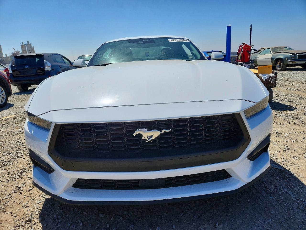 2025 Ford Mustang - Image 5