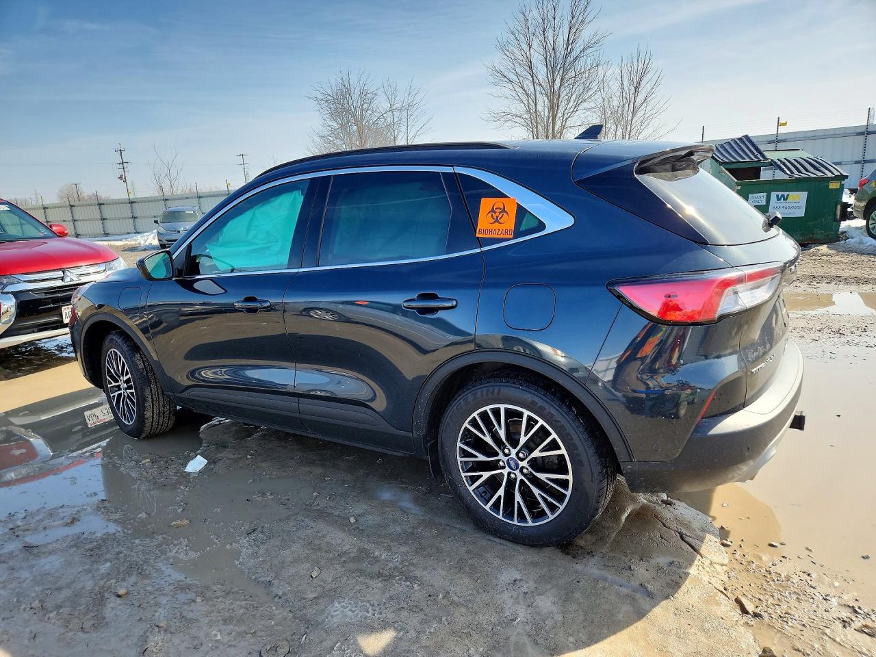 2022 Ford Escape Titanium - Фото 2