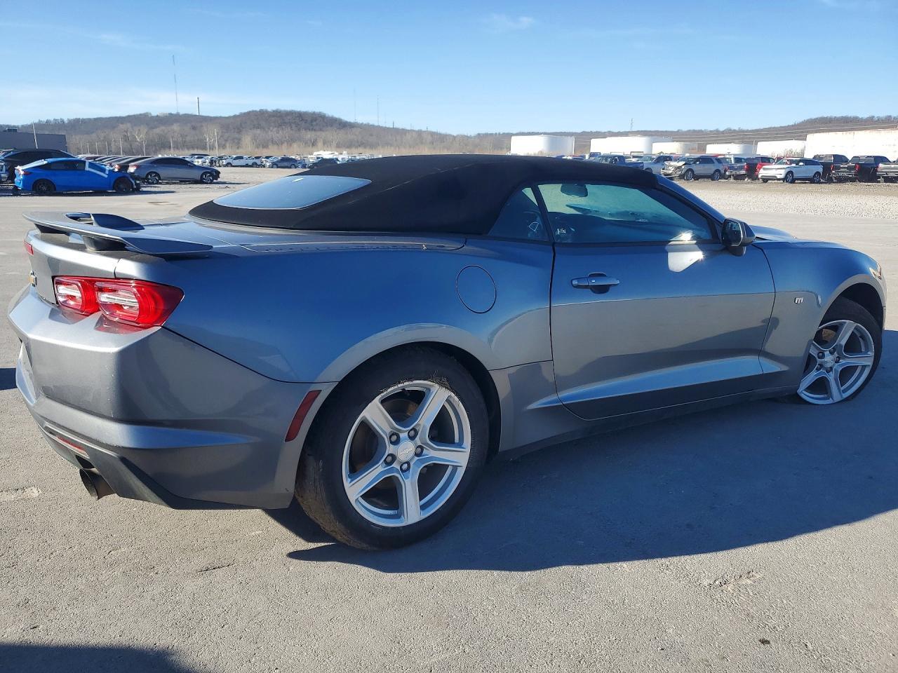 2019 Chevrolet Camaro Ls - Фото 3