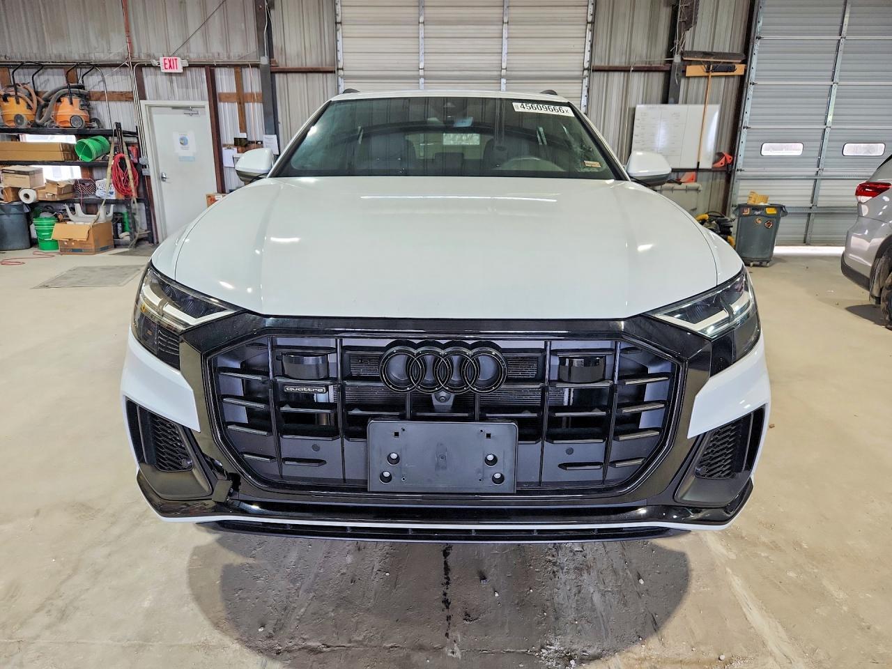 2022 Audi Q8 Premium Plus S-Line - Image 5