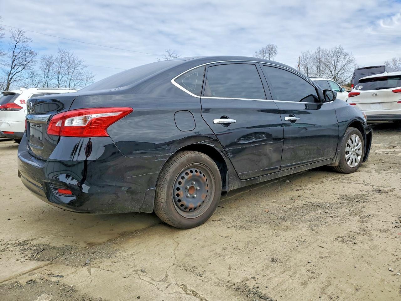 2017 Nissan Sentra S - Image 3