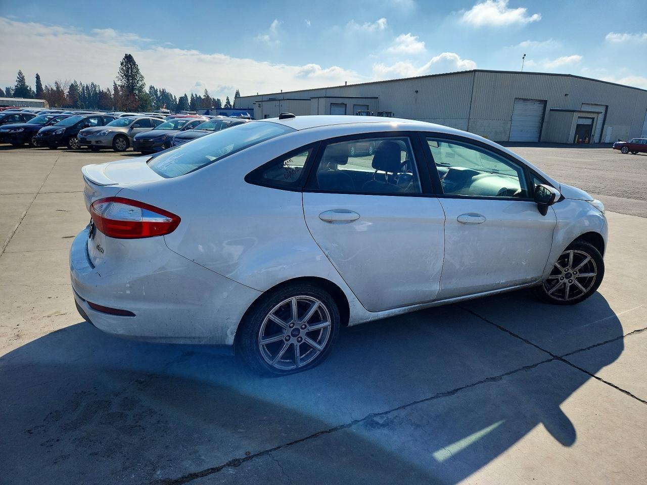 2019 Ford Fiesta Se - Фото 3