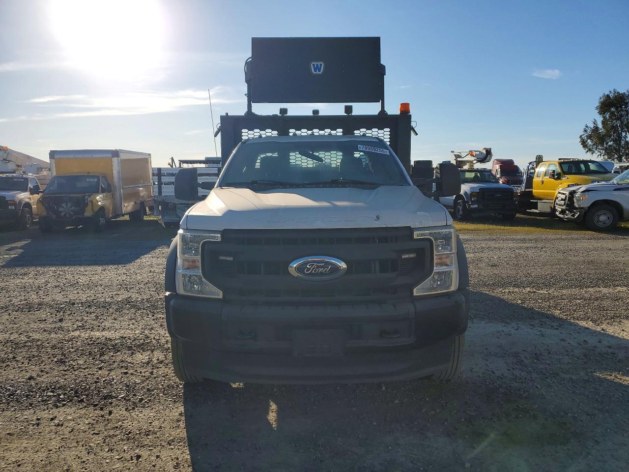 2021 Ford F550 Super Super Duty Flatbed Truck - Фото 5