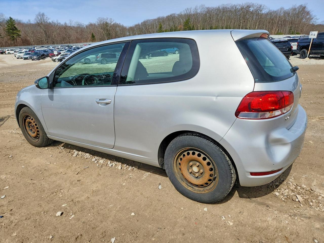 2012 Volkswagen Golf - Фото 2