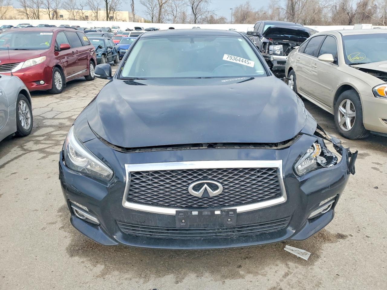 2015 Infiniti Q50 Premium - Image 5