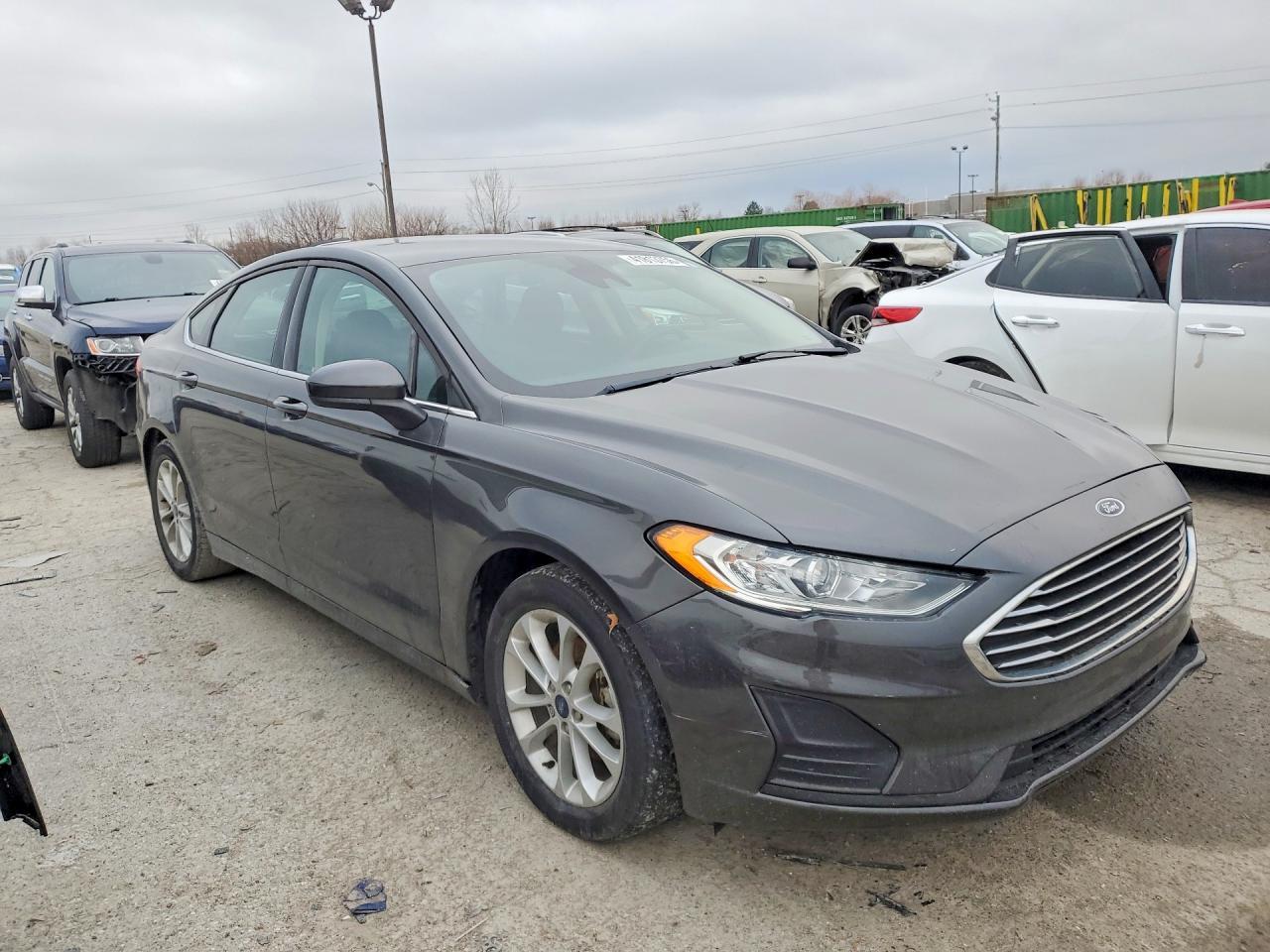 2020 Ford Fusion Se - Image 4