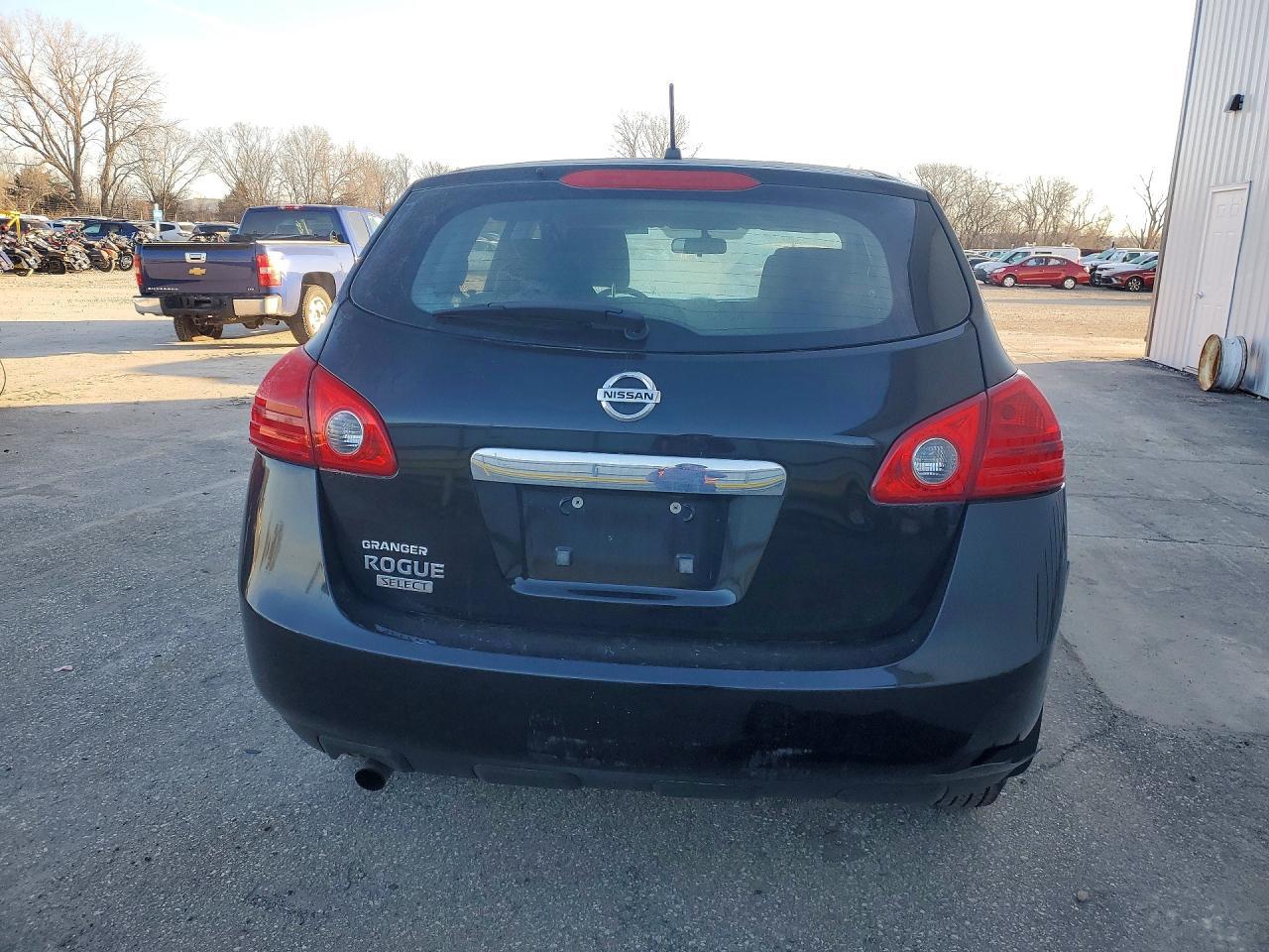 2015 Nissan Rogue Select S - Image 6
