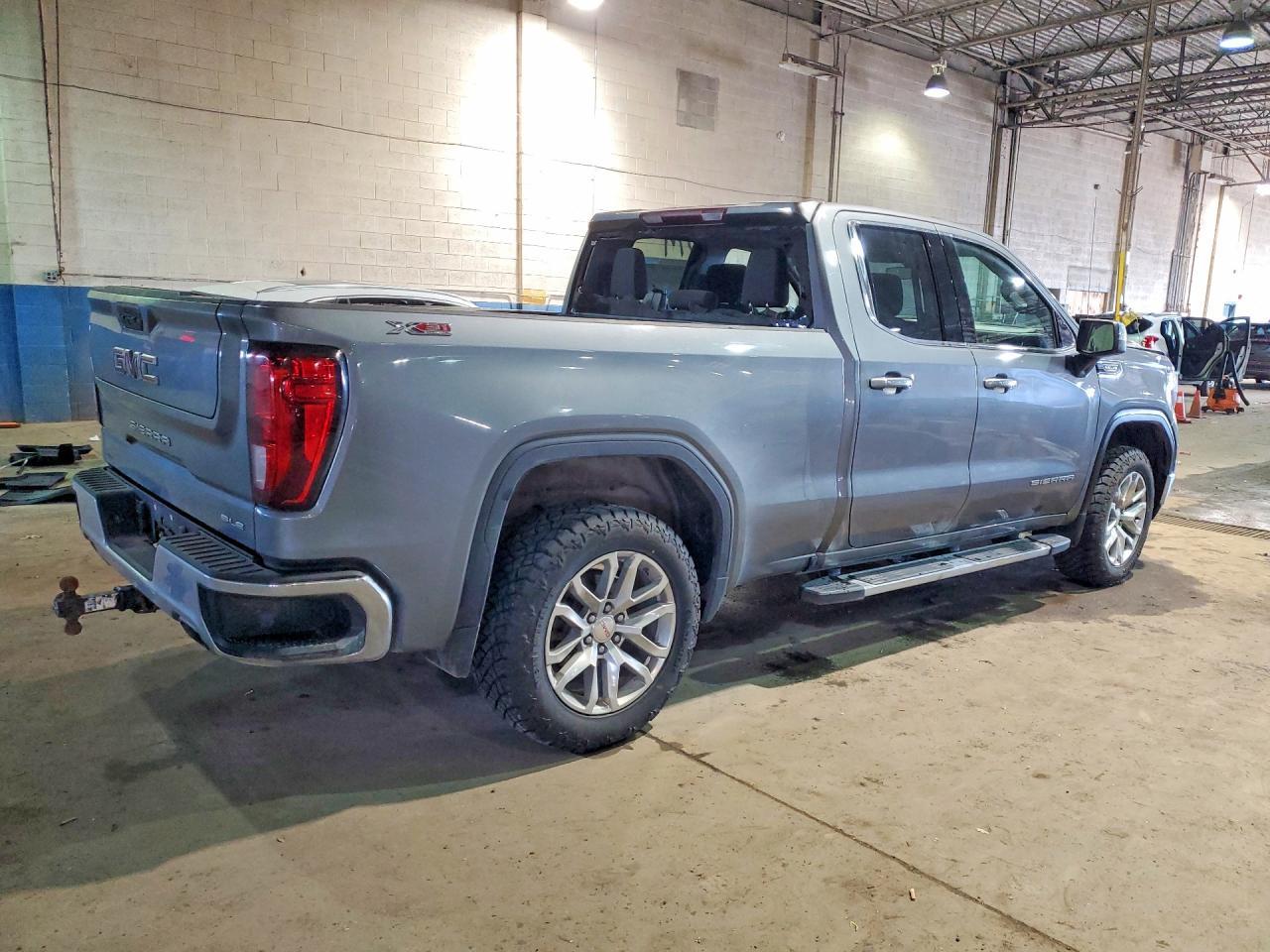 2022 GMC Sierra Limited K1500 Sle - Фото 3