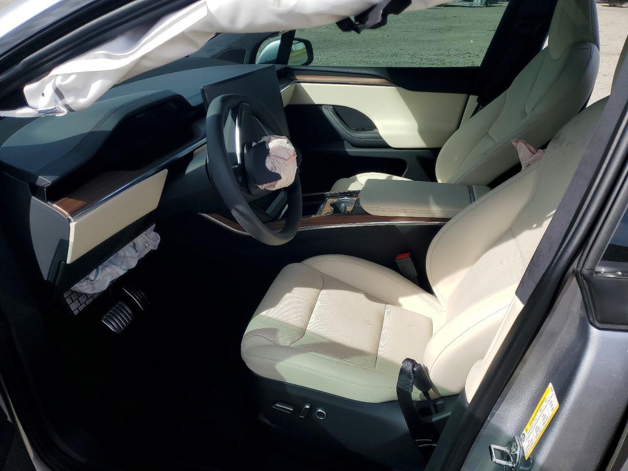 2024 Tesla Model X - Фото 7
