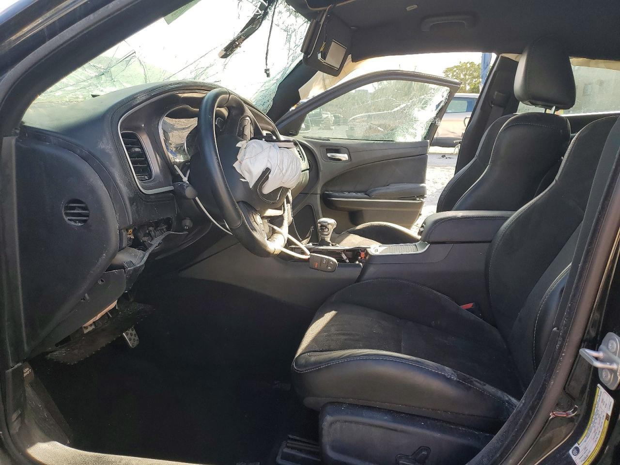 2020 Dodge Charger R - Image 7