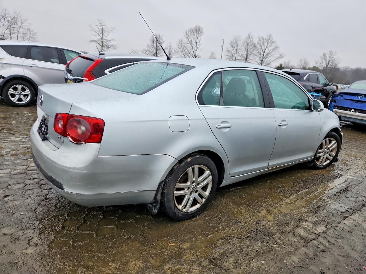 2007 Volkswagen Jetta Wolfsburg - Image 3