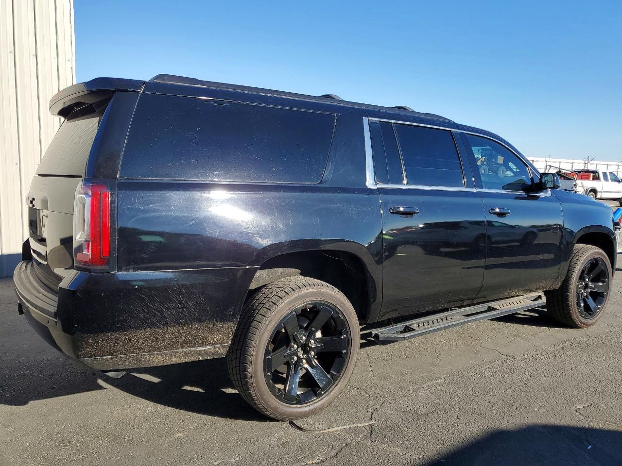 2020 GMC Yukon Xl C1500 Slt - Фото 3