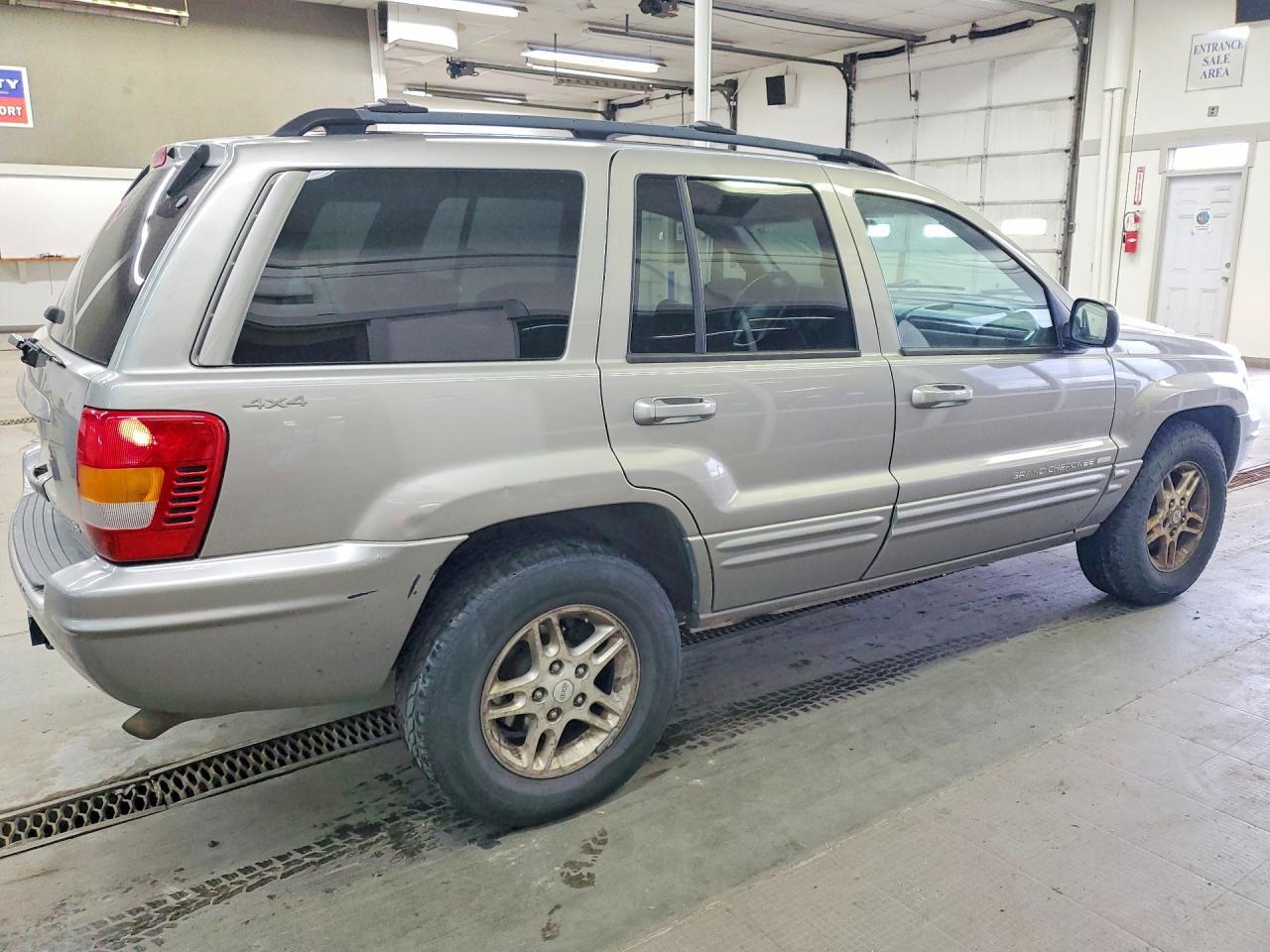 2000 Jeep Grand Cherokee Limited - Image 3