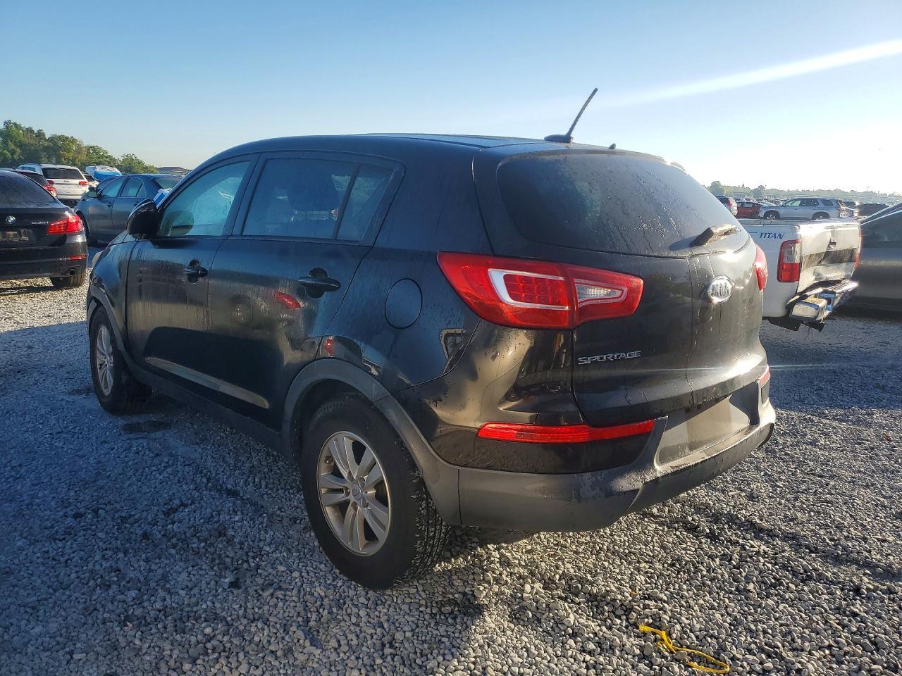2011 Kia Sportage Lx - Image 2