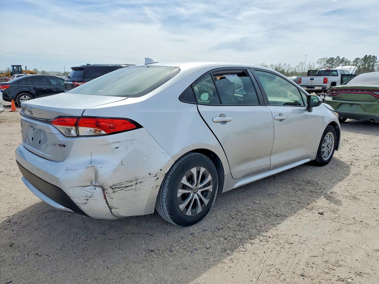 2022 Toyota Corolla Hybrid Le - Фото 3