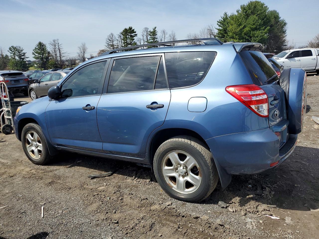 2010 Toyota Rav4 Base - Фото 2