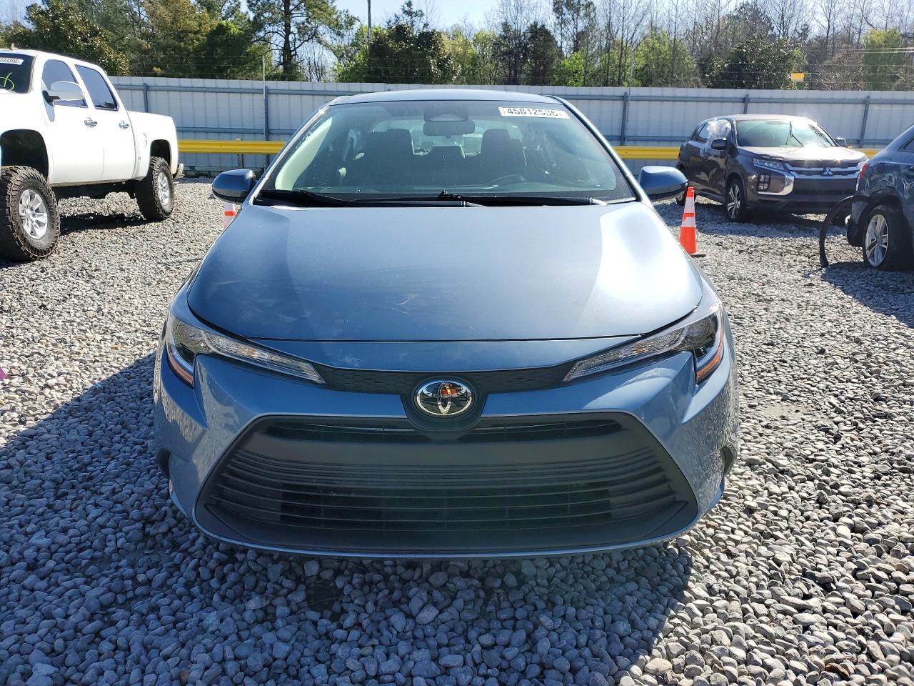 2025 Toyota Corolla Le - Фото 5
