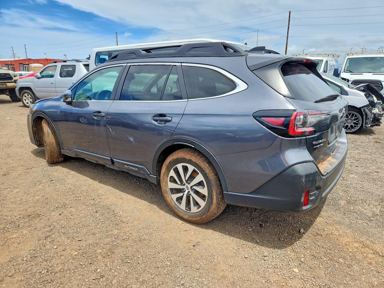 2022 Subaru Outback Premium - Фото 2