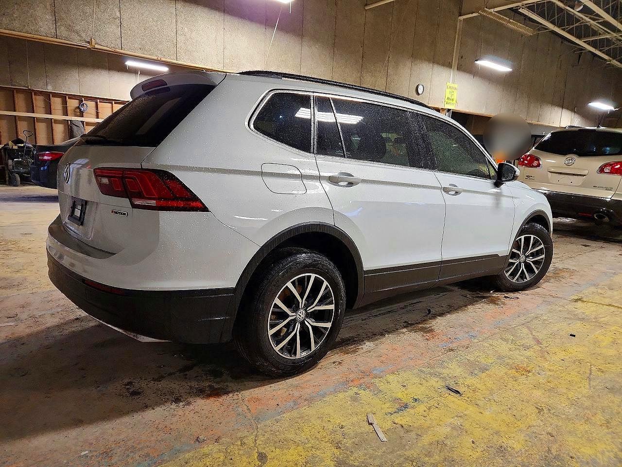 2019 Volkswagen Tiguan Se - Фото 3