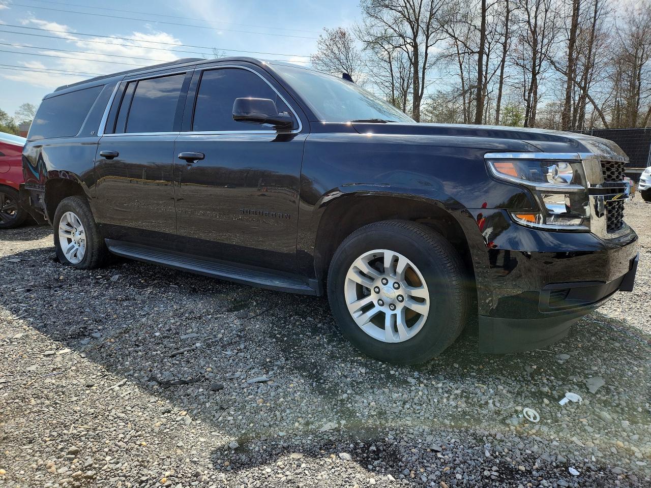 2019 Chevrolet Suburban K1500 Lt - Image 4