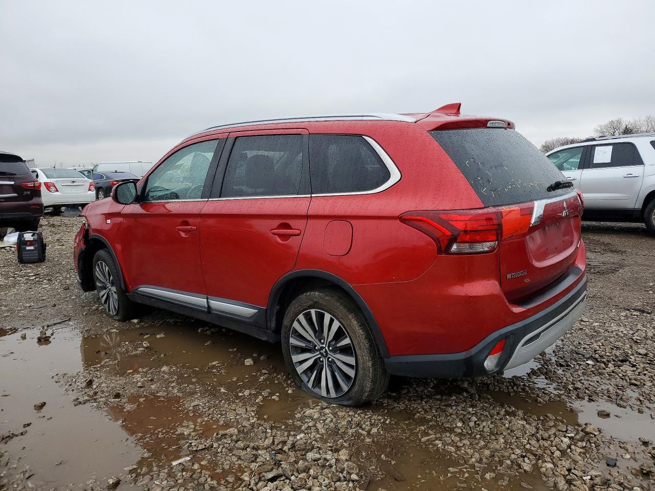 2019 Mitsubishi Outlander Se - Фото 2