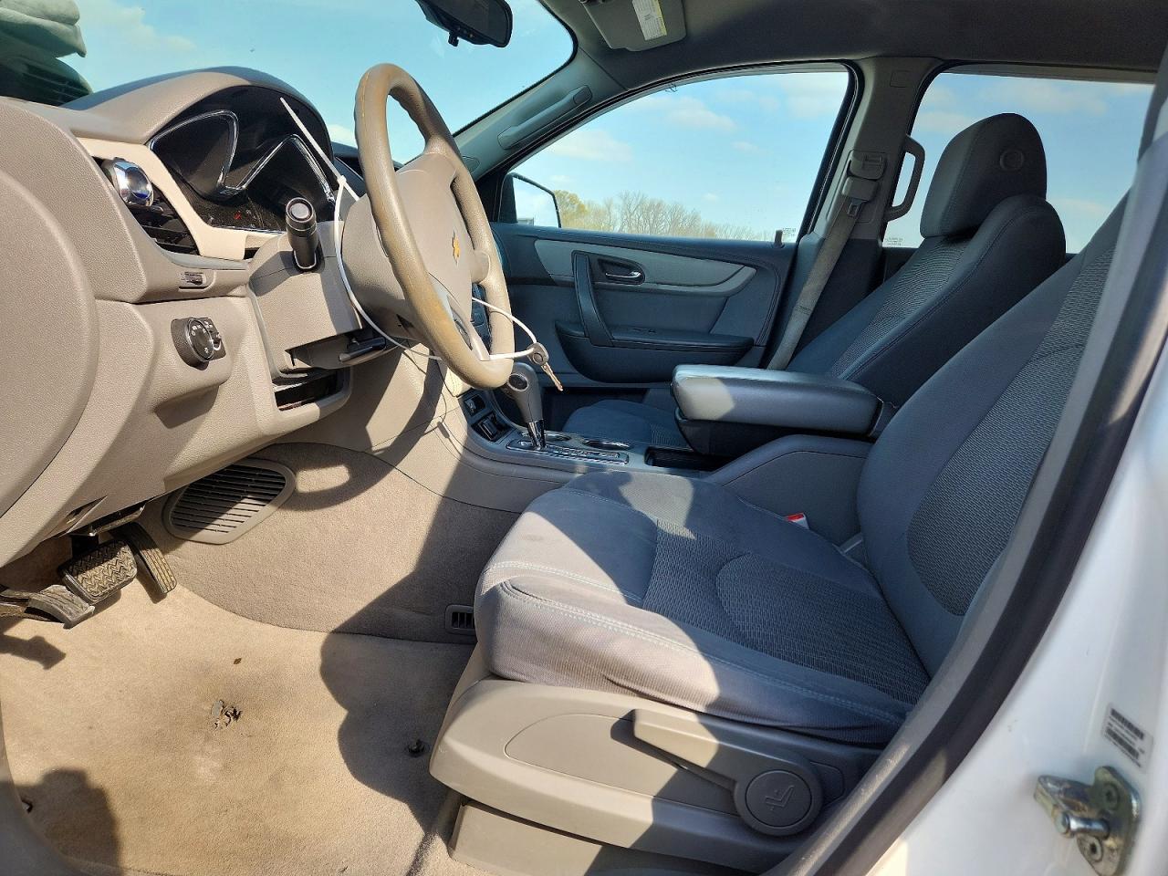 2015 Chevrolet Traverse Ls - Фото 7