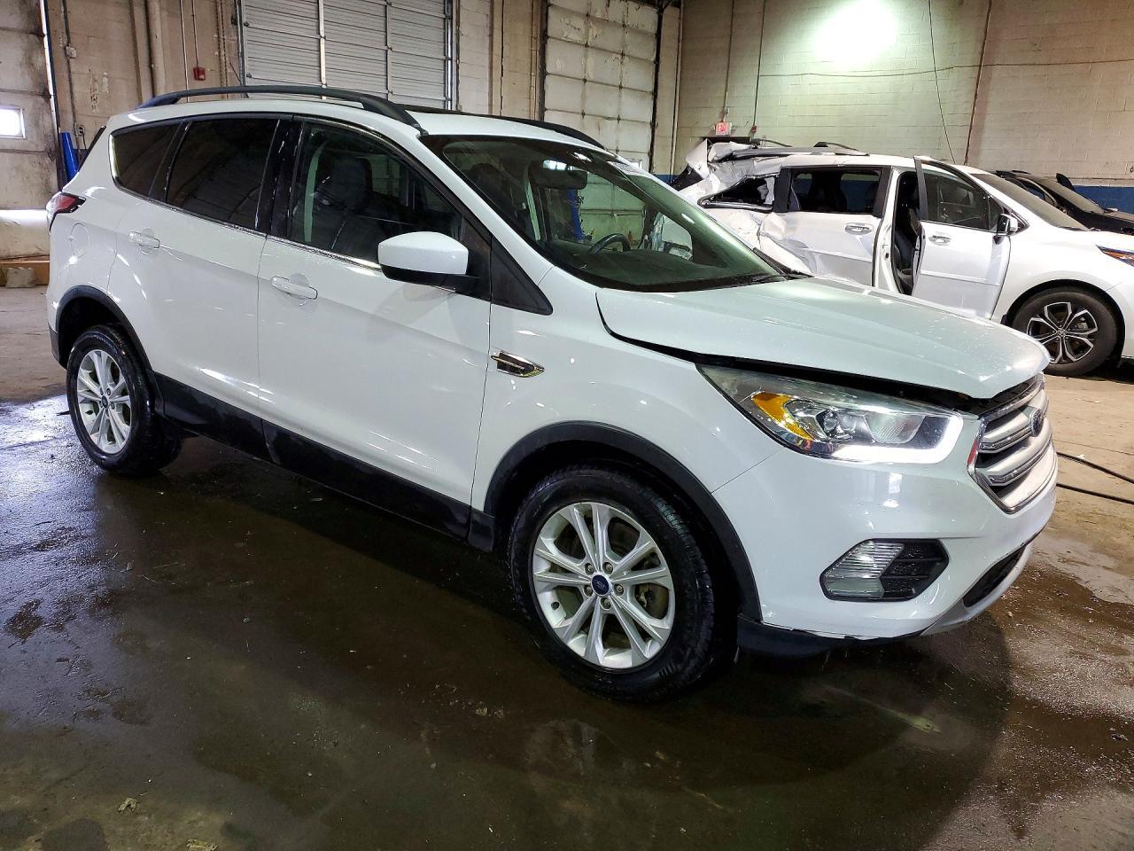 2018 Ford Escape Sel - Фото 4
