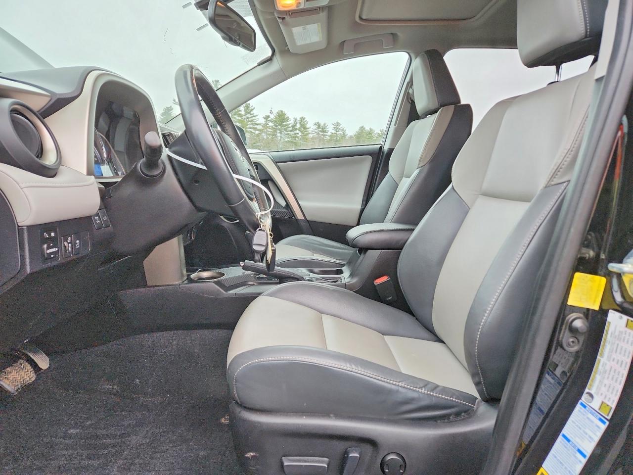 2014 Toyota Rav4 Limited - Image 7