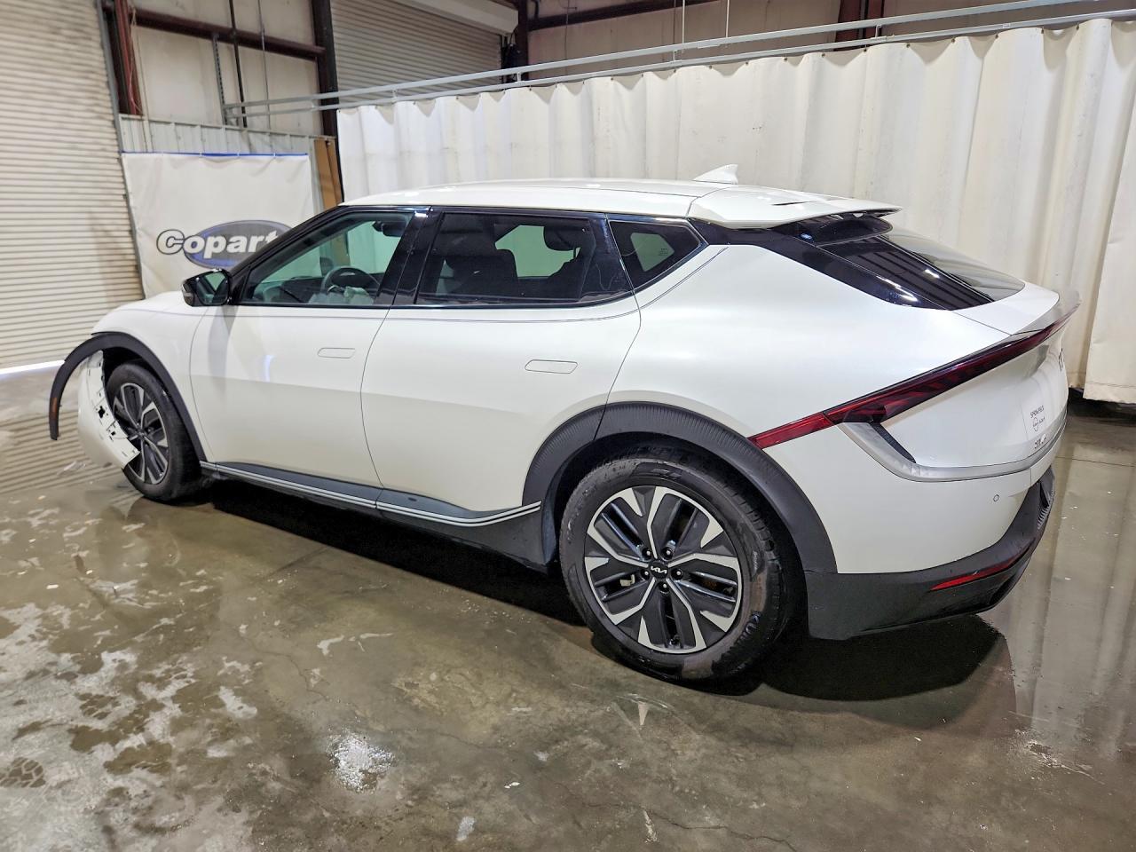 2024 Kia Ev6 Light Long Range - Image 2