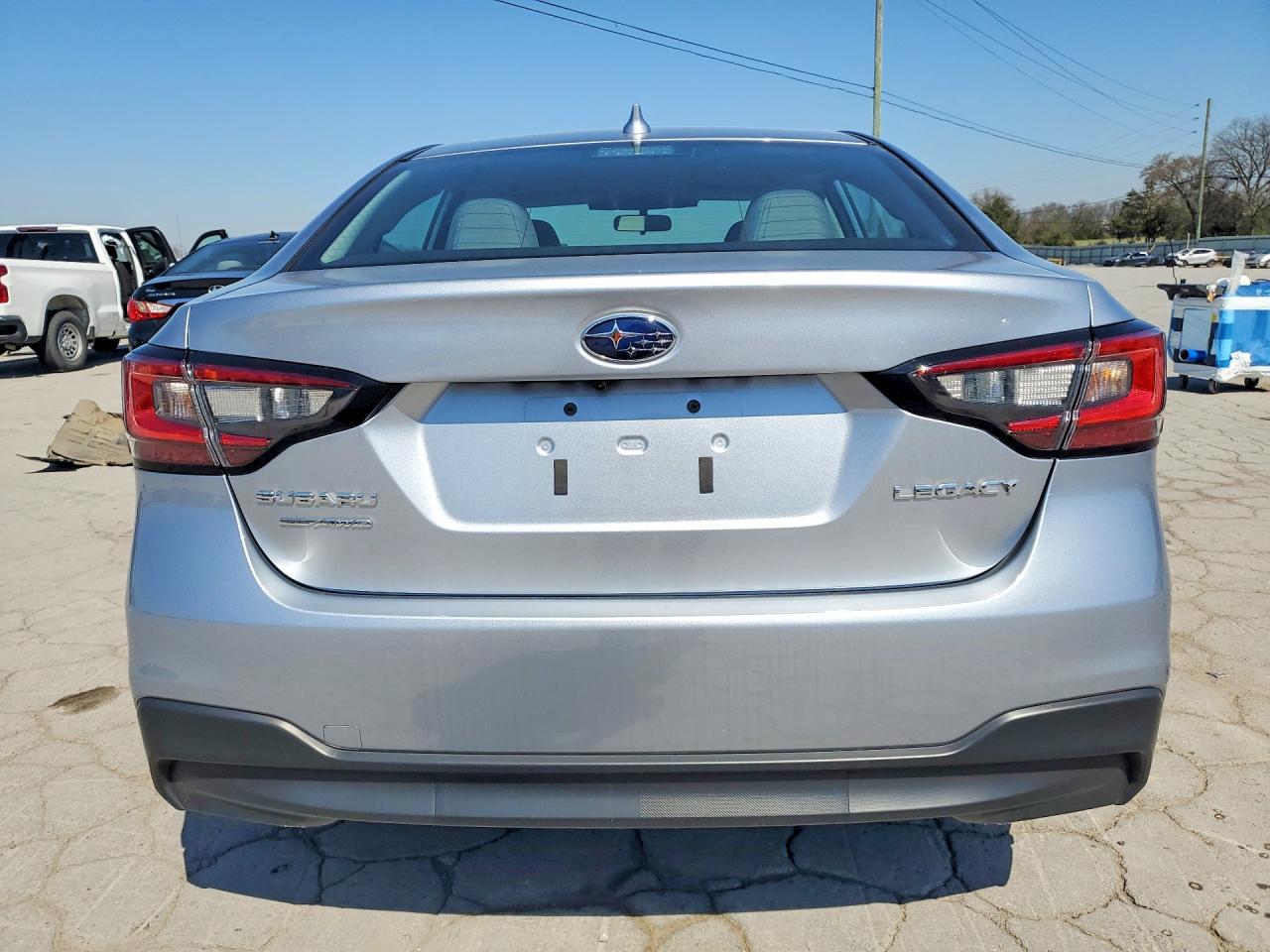 2025 Subaru Legacy Premium - Фото 6