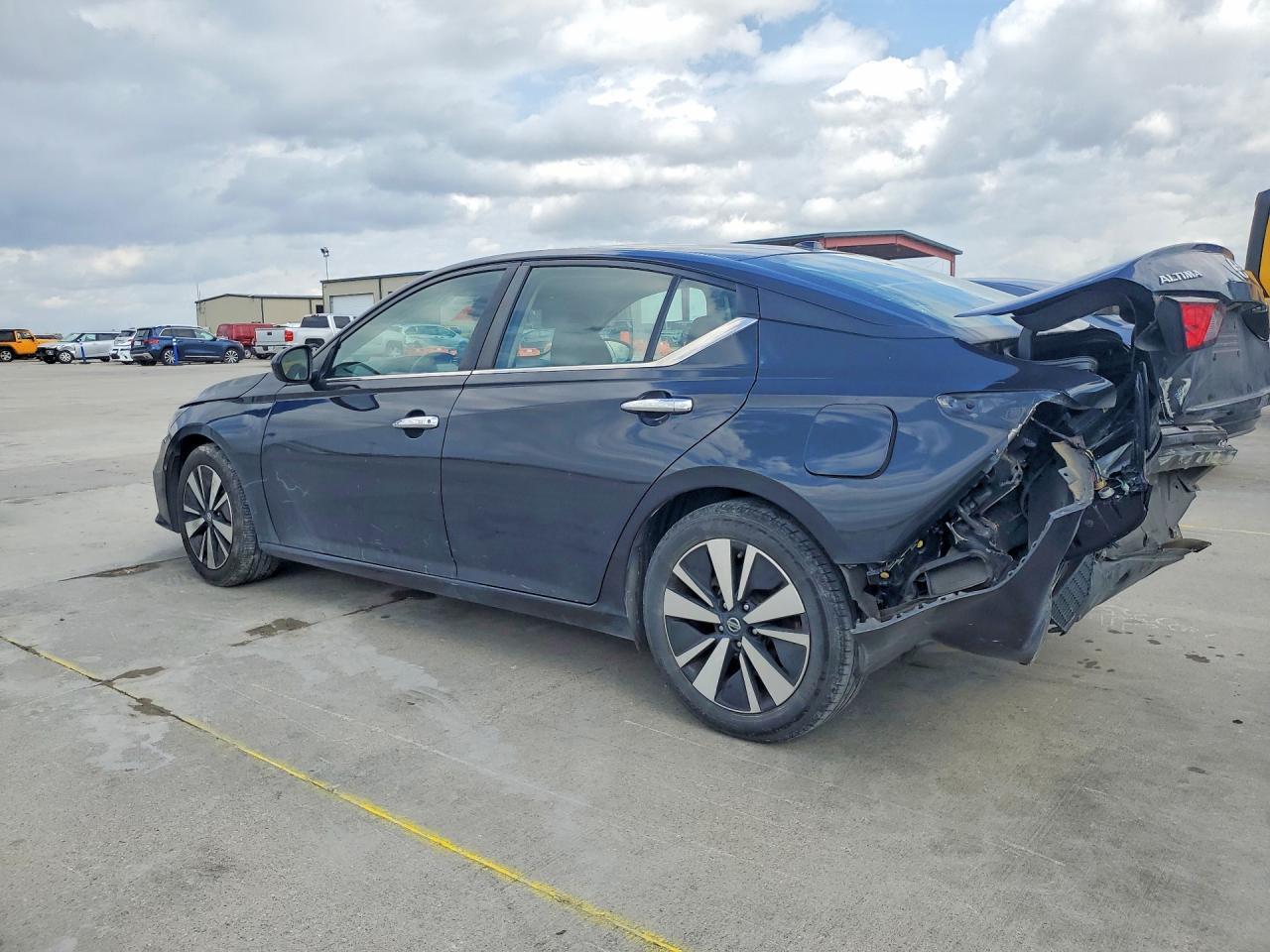 2022 Nissan Altima 2.5 Sv - Фото 2