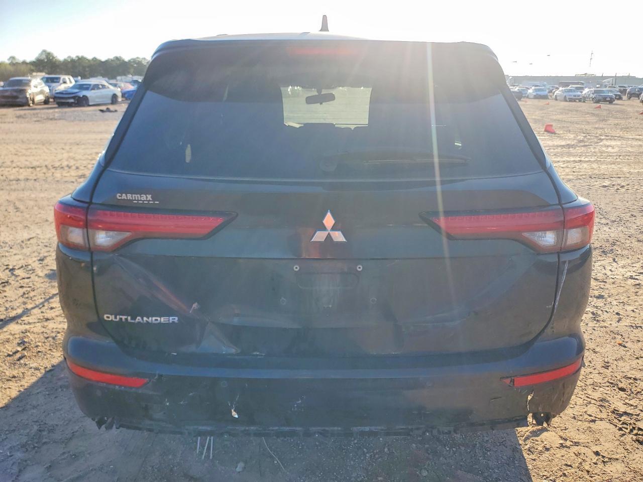 2022 Mitsubishi Outlander Es - Фото 6