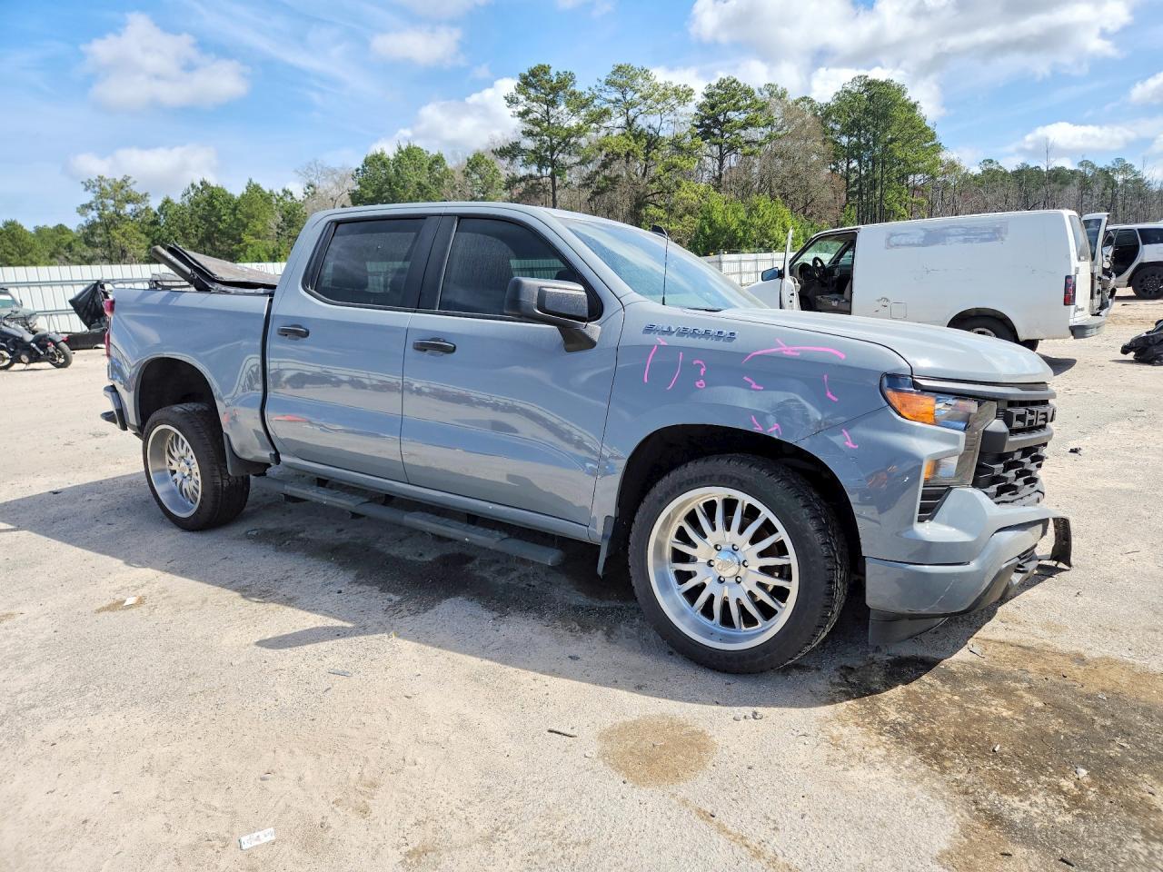 2024 Chevrolet Silverado C1500 Custom - Image 4