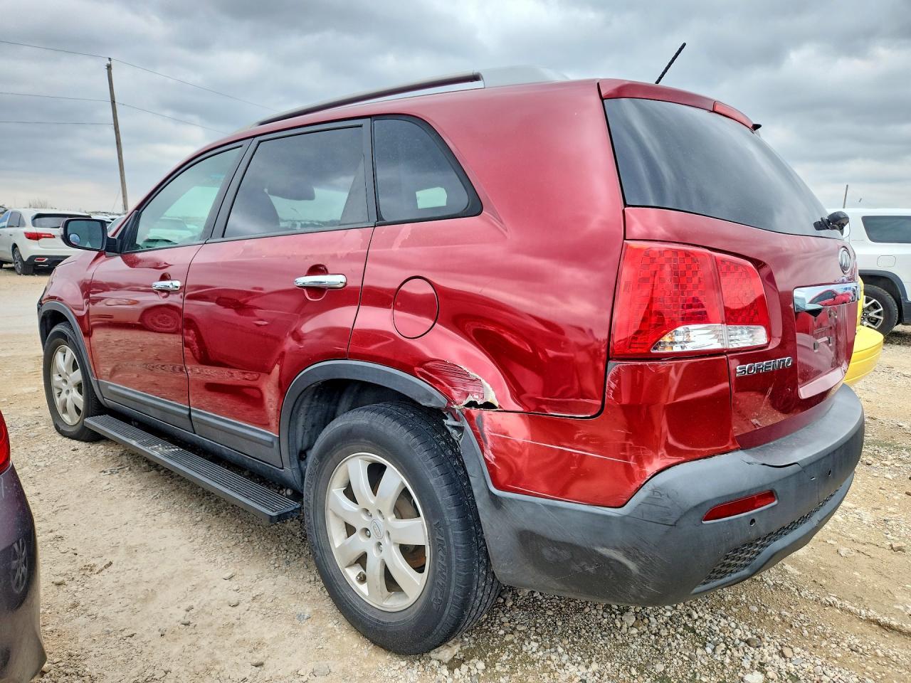 2011 Kia Sorento - Image 2