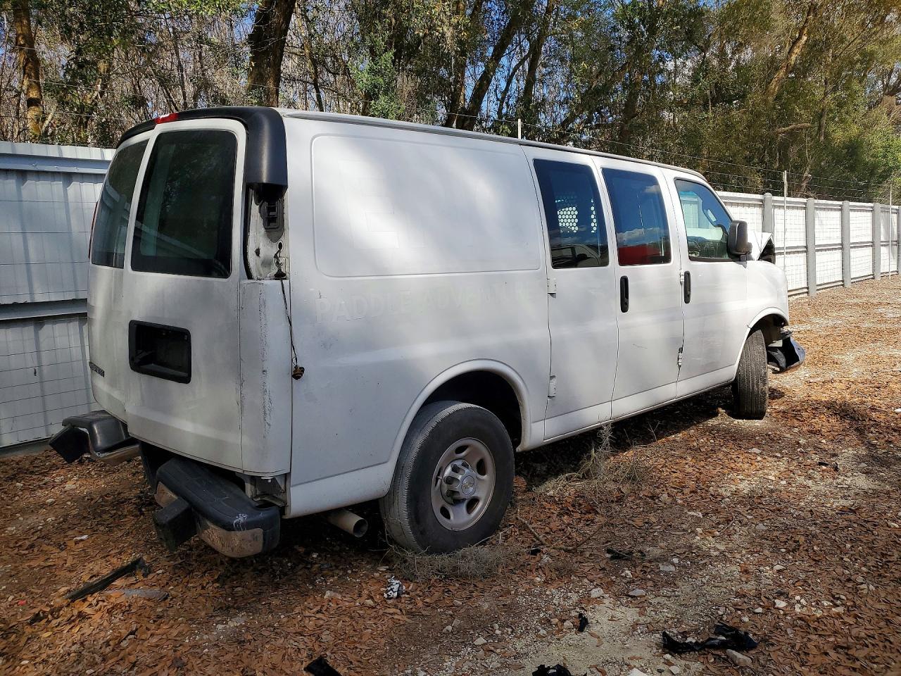 2022 Chevrolet Express G2500 - Image 3