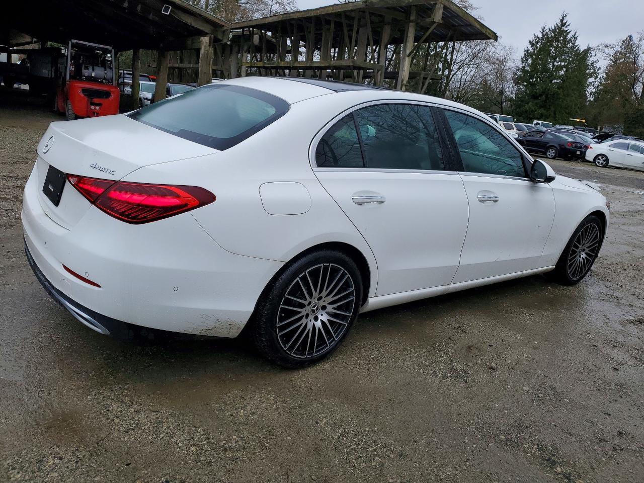 2023 Mercedes-Benz C 300 4Matic - Фото 3
