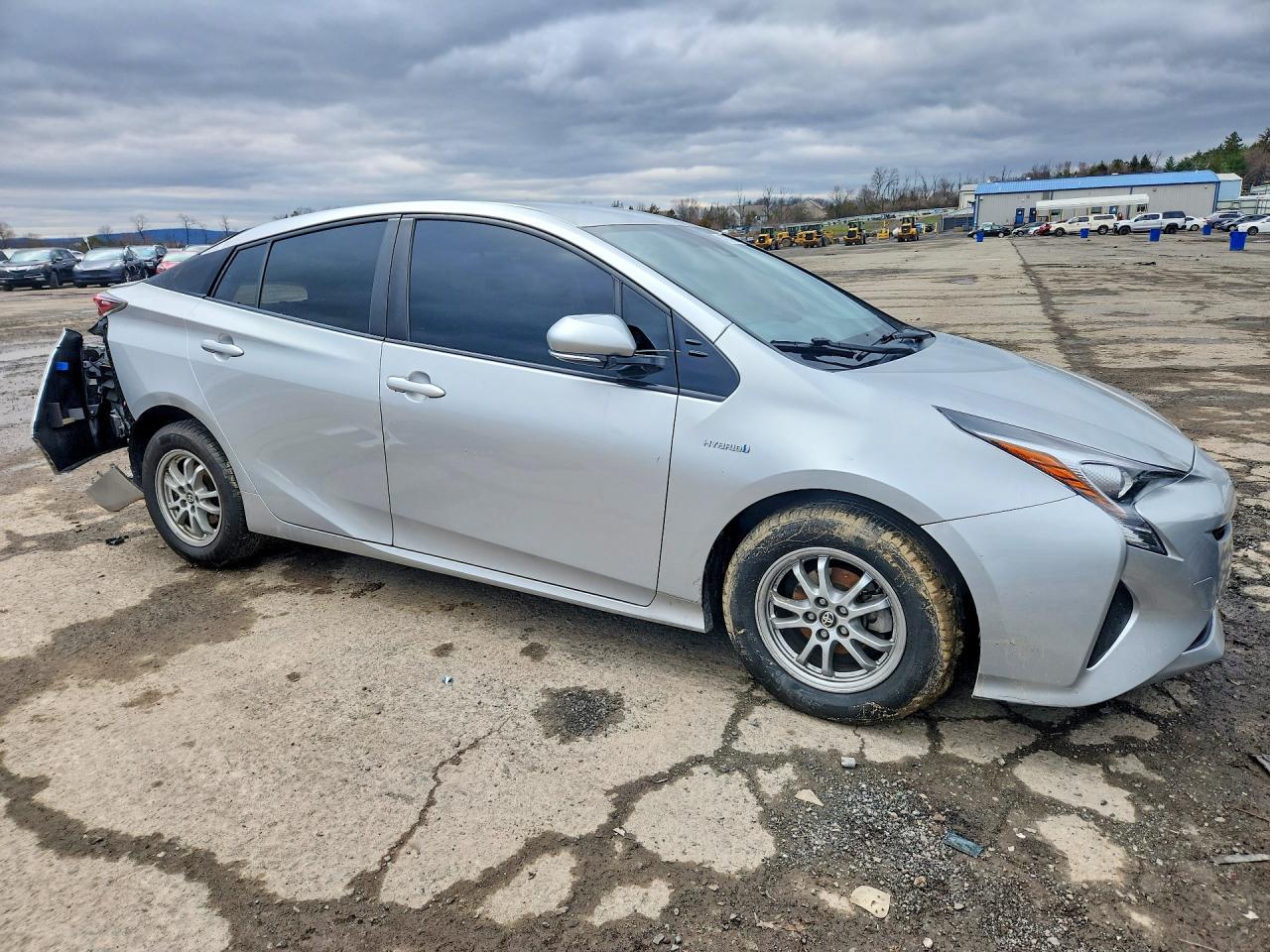 2017 Toyota Prius Four - Фото 4