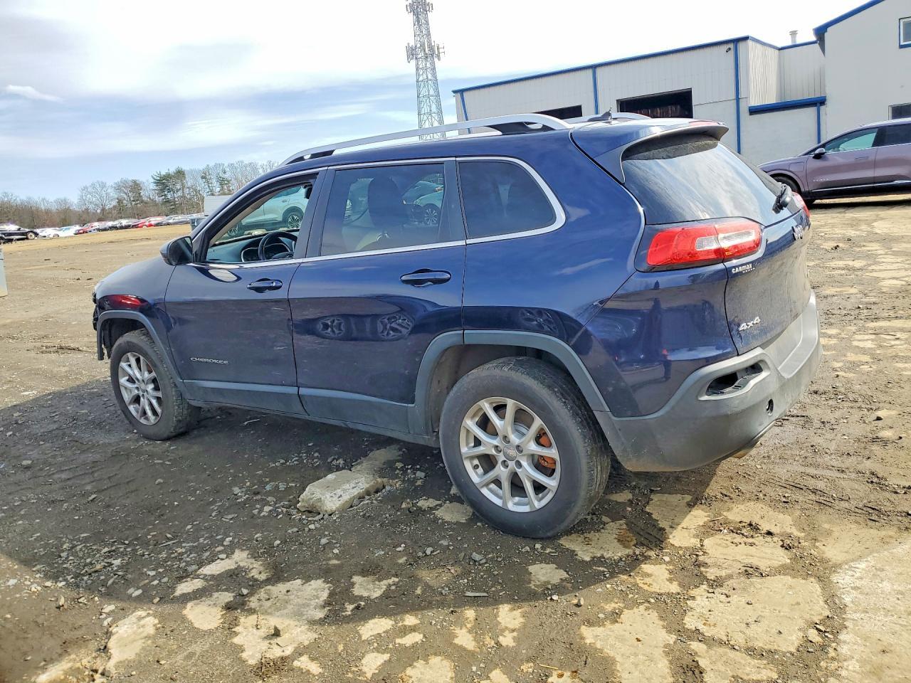 2014 Jeep Cherokee Latitude - Фото 2